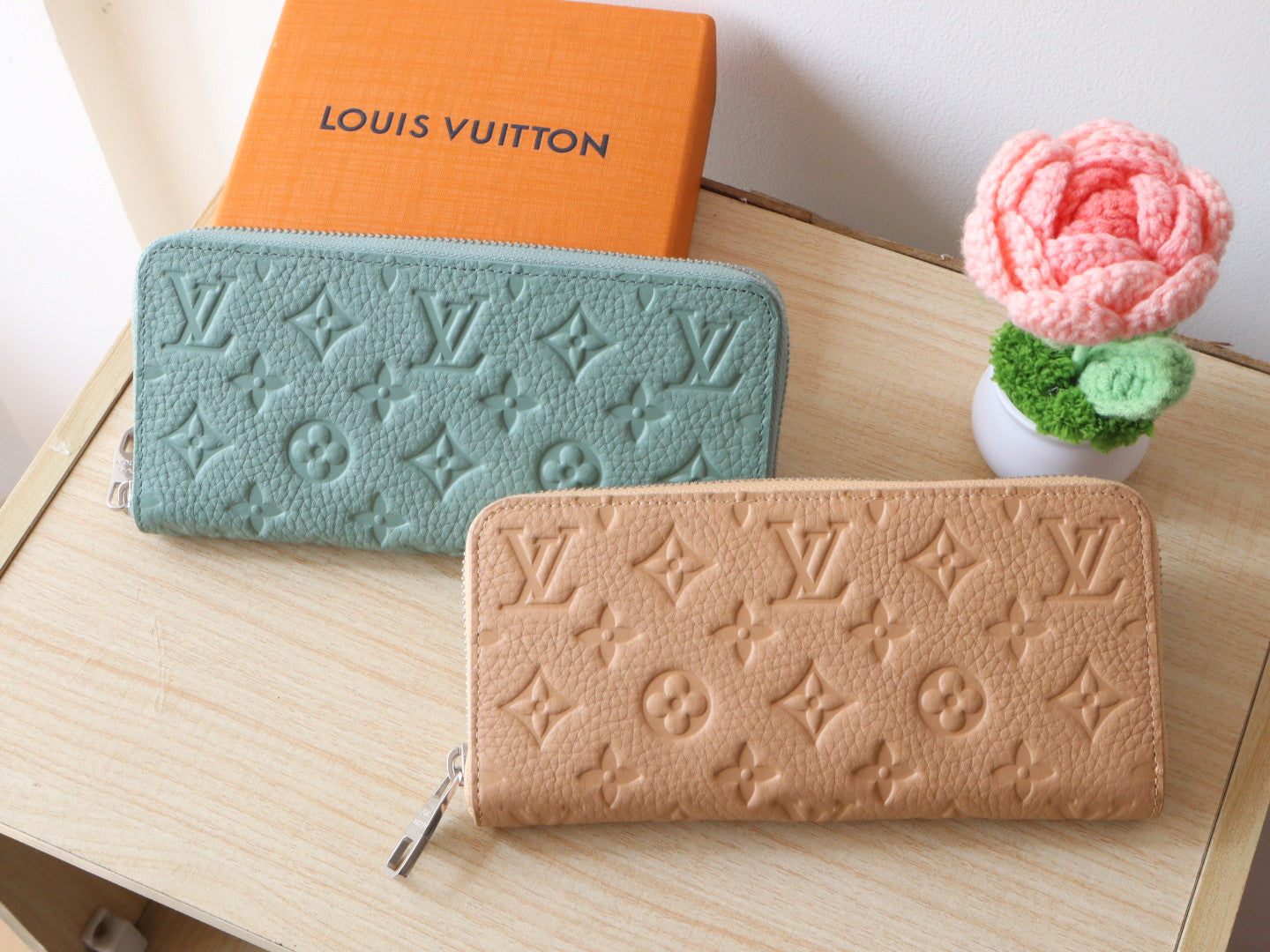 LV Zippy Wallet 19.5cm Monogram Grained Taurillon Cowhide