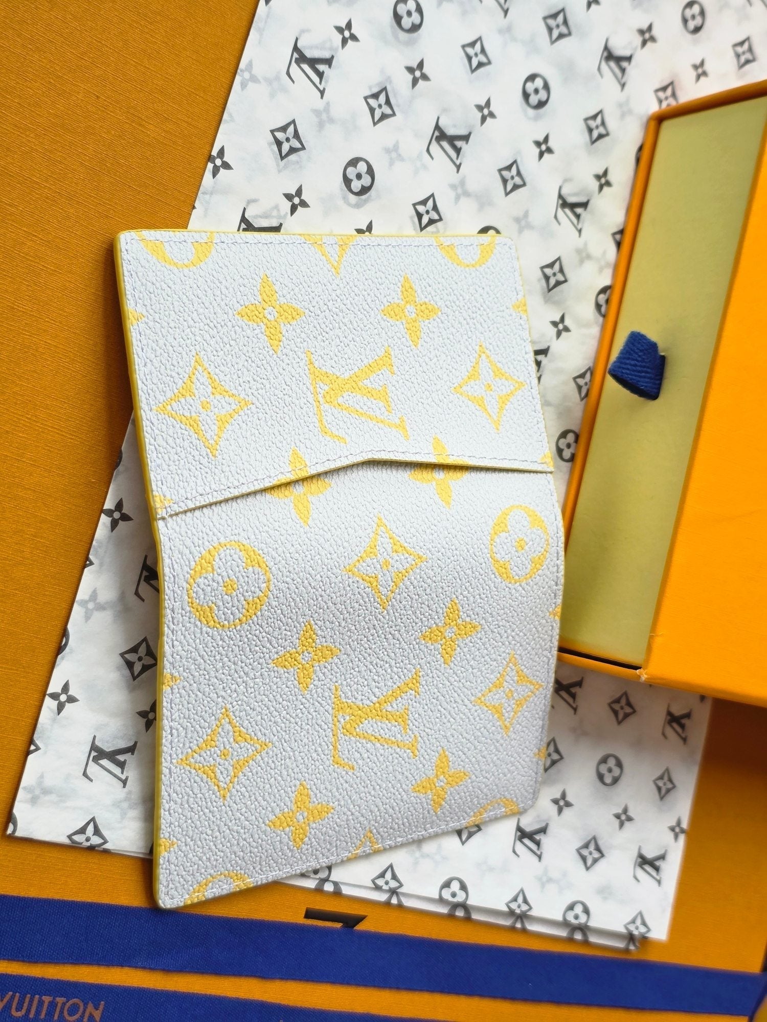 LV M14769 Pocket Organizer Gray Yellow Monogram Glow Canvas & Cowhide
