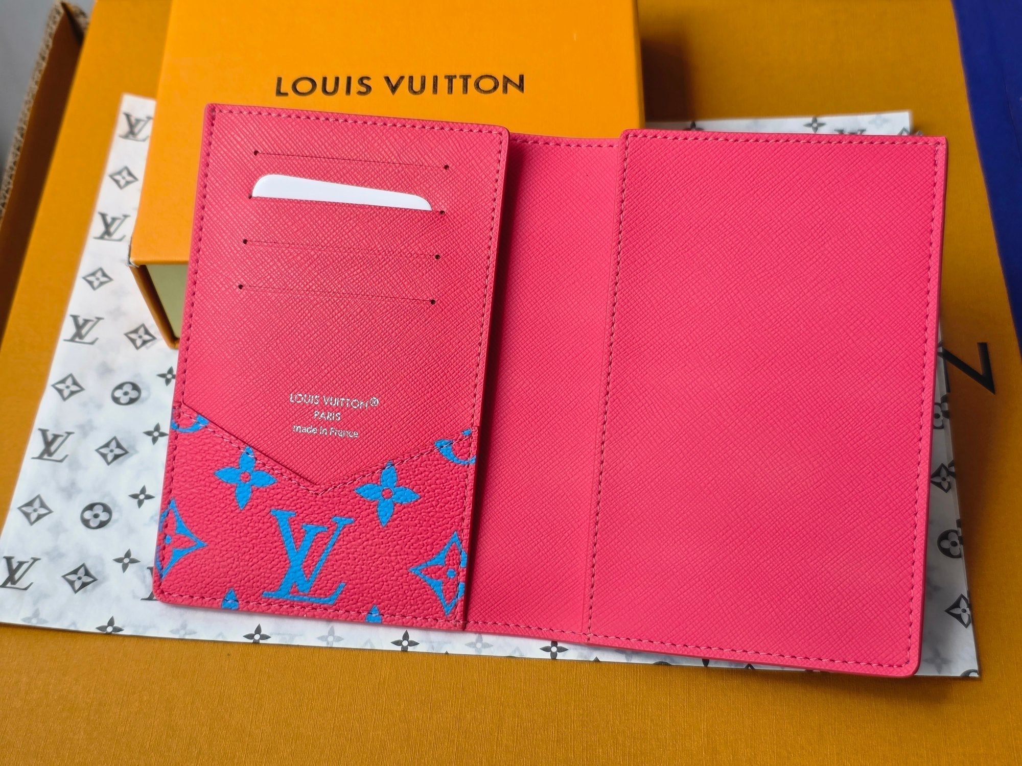 LV M14770 Passport Cover Blue Red Monogram Glow Canvas & Cowhide