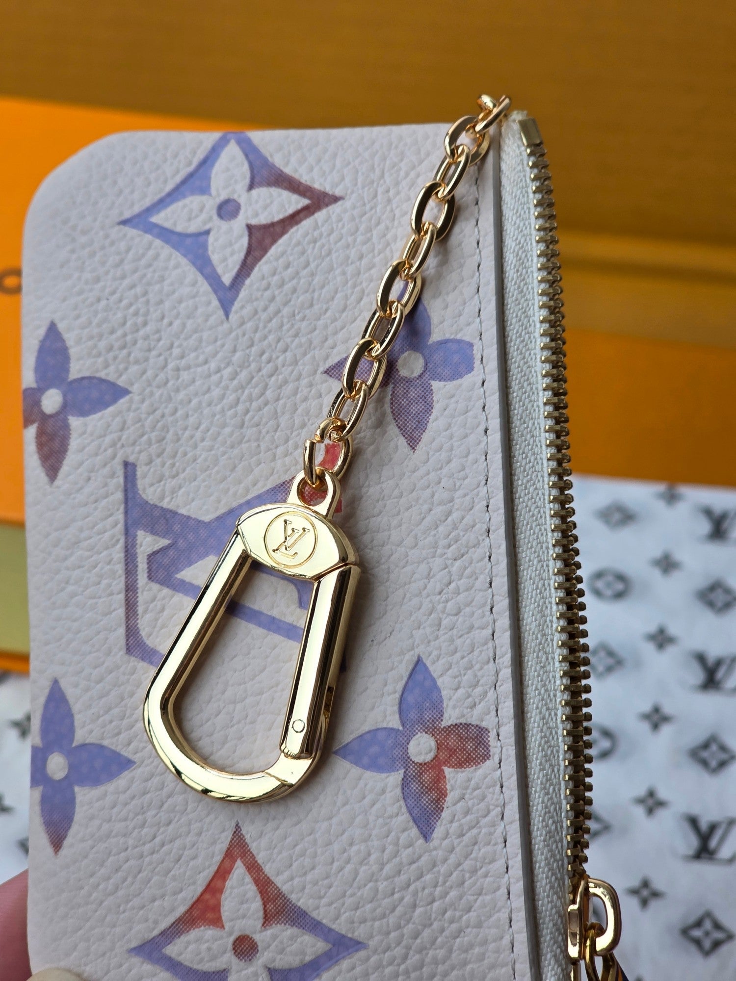 LV M25597 Key Pouch Dream Beige Embossed Grained Cowhide GHW