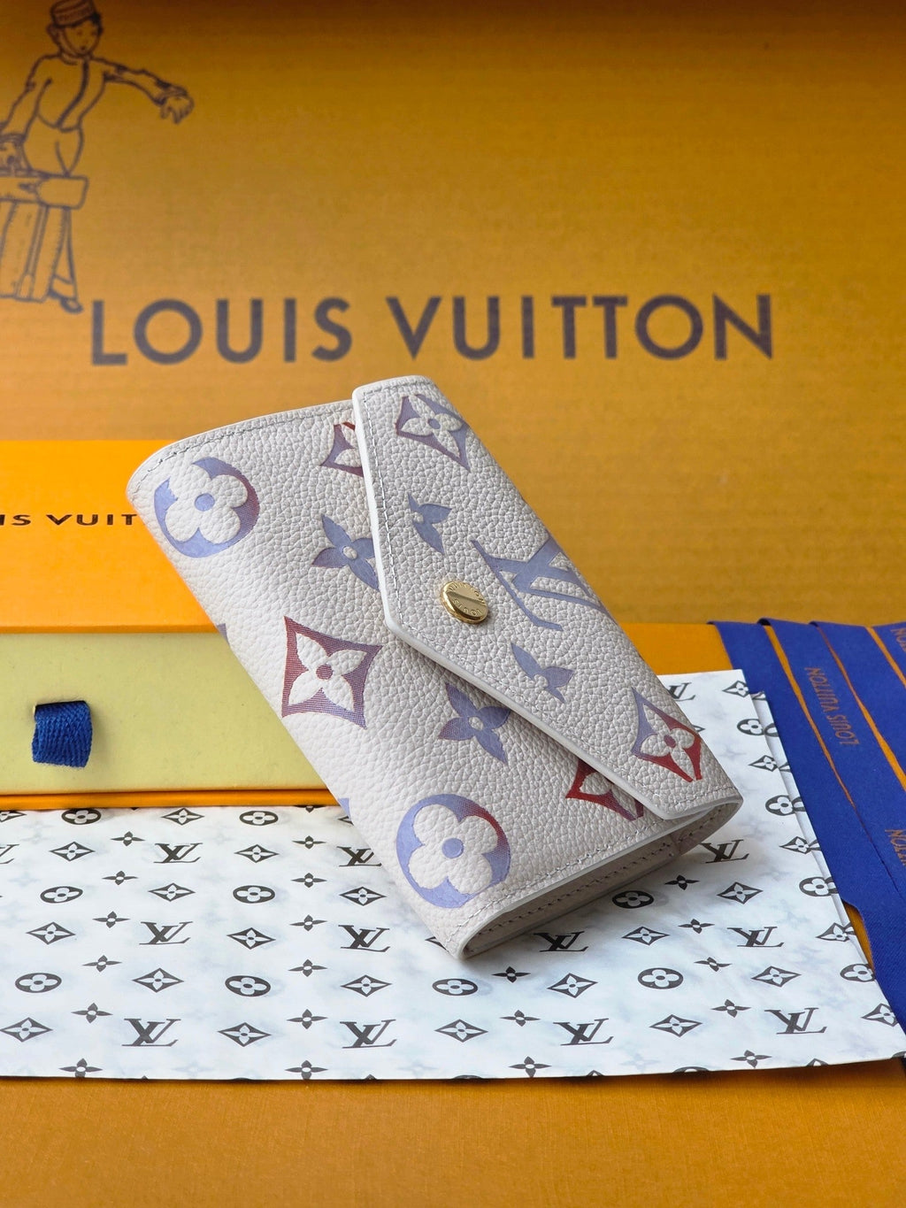 LV M25649 Victorine wallet Dream Beige Embossed Grained Cowhide - Light GHW