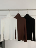 CELINE 25S EMBROIDERED LONG-SLEEVE T-SHIRT 0038