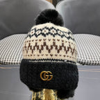 BEANIE HAT IN COLORFUL WOOL 394006
