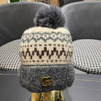 BEANIE HAT IN COLORFUL WOOL 394008