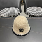 BUCKET HAT IN CREAM BEIGE LAMBSWOOL 426106