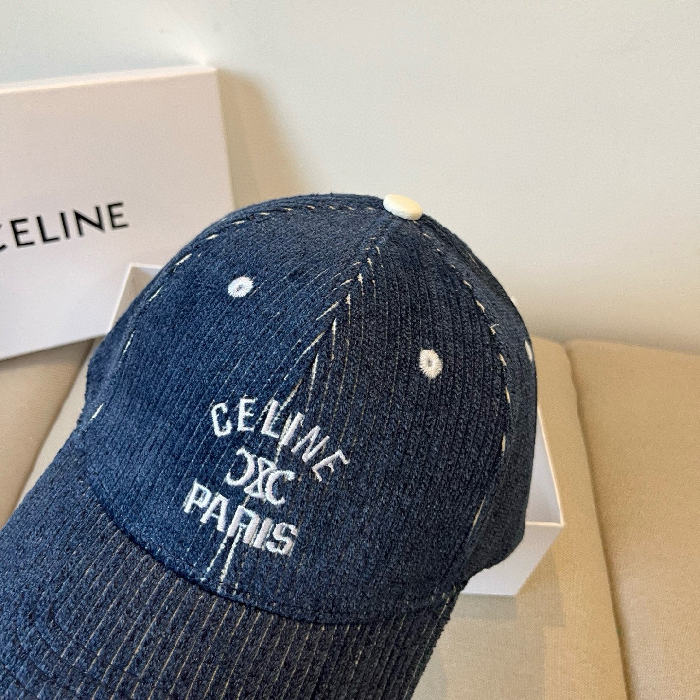 BASEBALL CAP MODEL 650191 IN NAVY BLUE CORDUROY