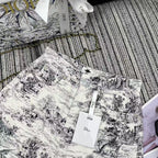 Dior 25C Short Toile de Jouy Scotland Pattern 228386