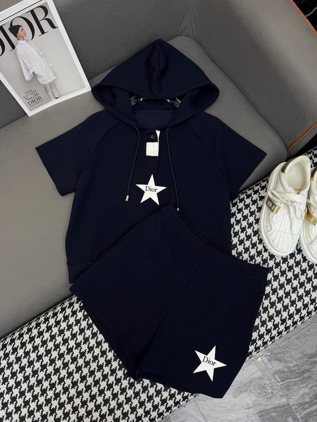 DIOR T-SHIRT AND SHORTS SET 237555