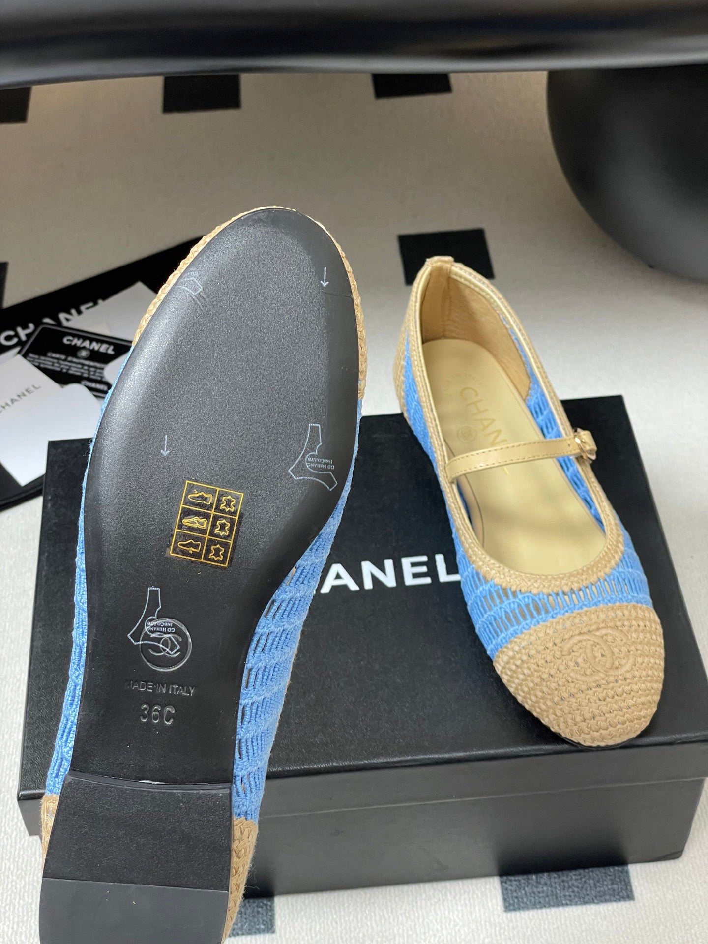BALLET MARY JANE 10MM IN NATURAL BEIGE AND BLUE RAFFIA