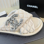 Women's slippers with two crossed straps sheepskins white cream