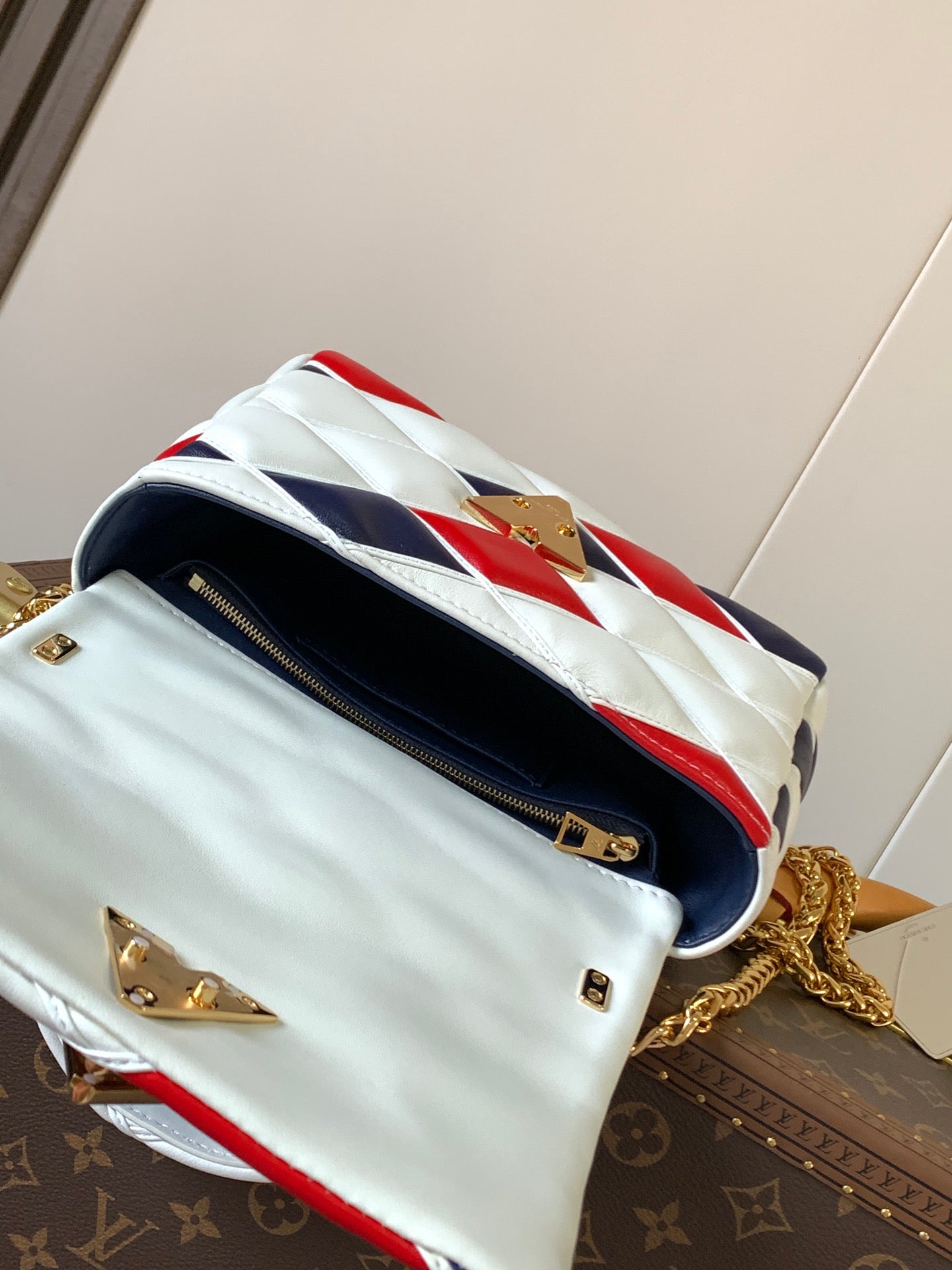 LV GO-14 MM 23cm Black White Red Lambskin GHW