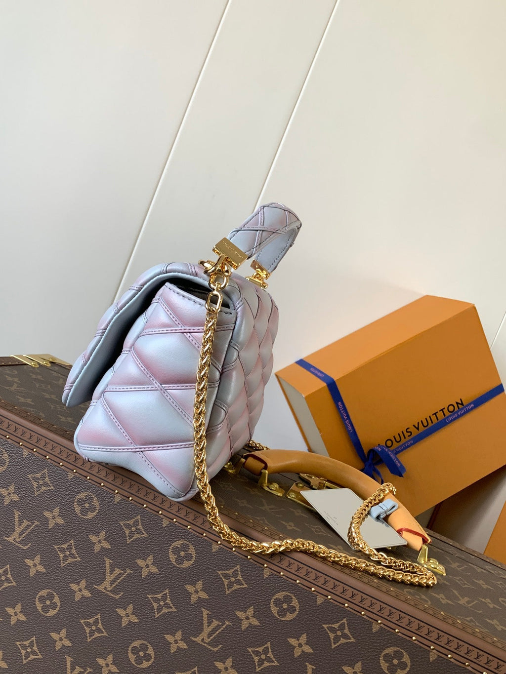 LV GO-14 MM 23cm Mix Pink Blue Lambskin GHW