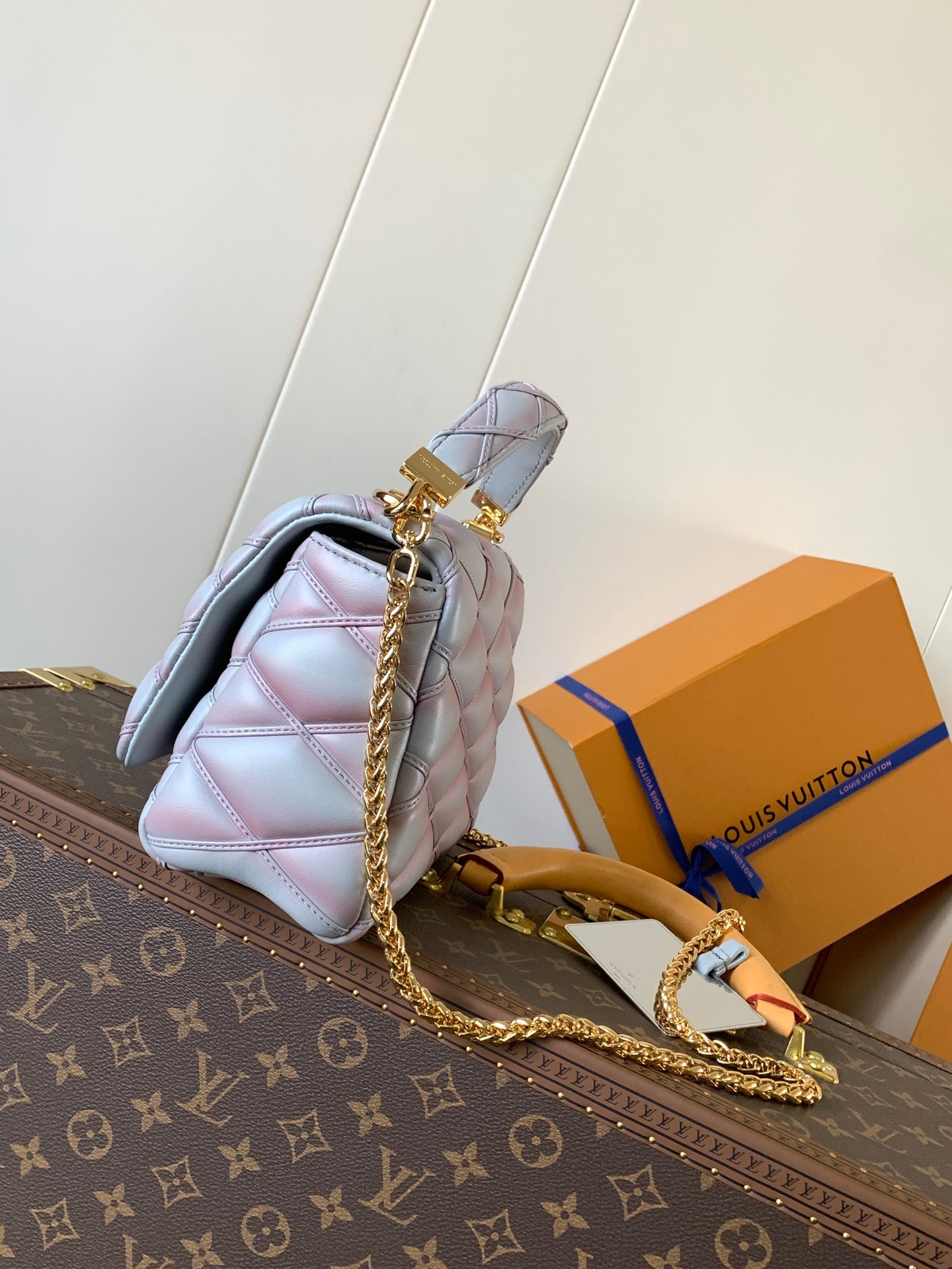 LV GO-14 MM 23cm Mix Pink Blue Lambskin GHW
