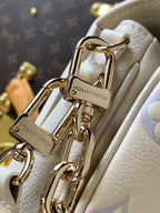 LV 25s Pochette Métis East West Dream Monogram Embossed Cowhide-Light GHW