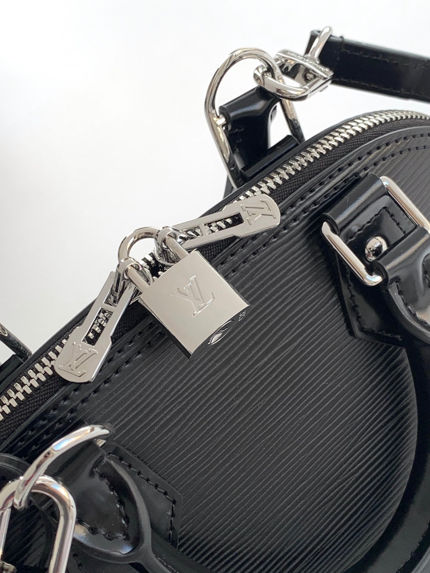 LV M24645 Alma BB Black Epi Leather