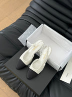 HIGH SLINGBACK IN WHITE TWEED AND BLACK LAMBSKIN