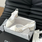 HIGH SLINGBACK IN WHITE TWEED AND LAMBSKIN