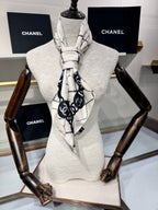 CHANEL 25S SCARF 90 IN CASHMERE SILK 737219