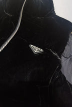 PRADA 25S VELVET VEST 572