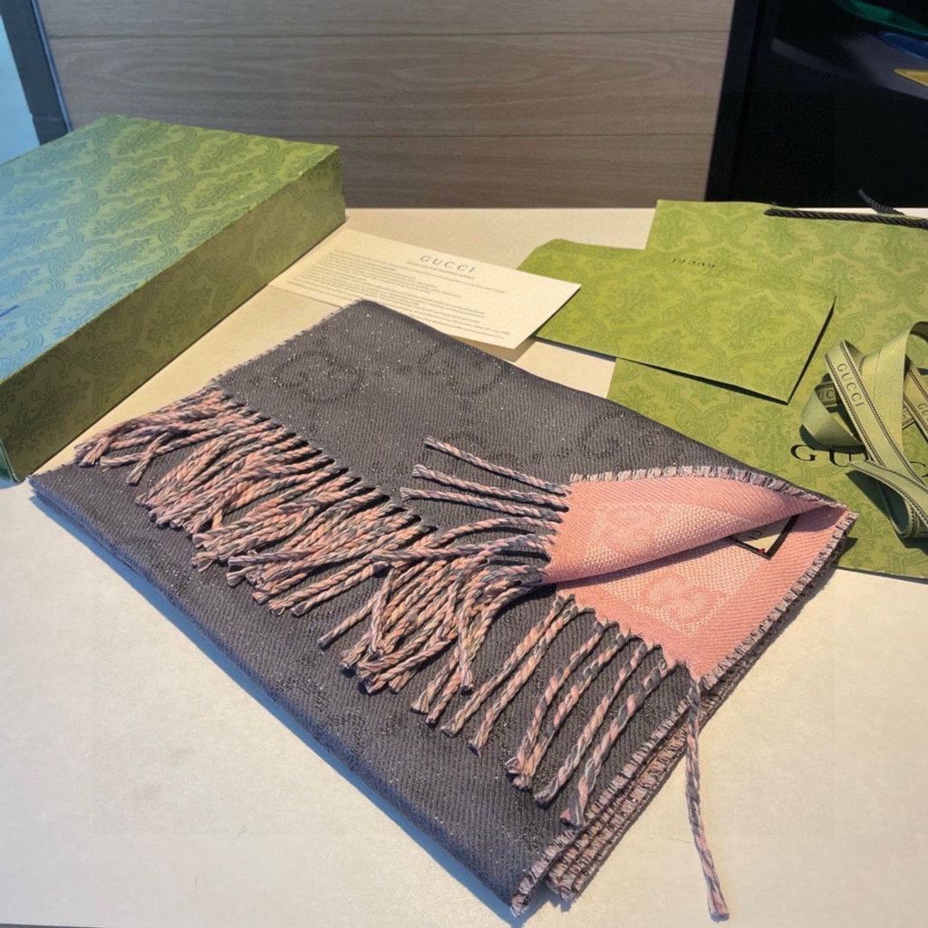 SCARF IN MO GRAY AND LIGHT PINK WOOL 405143