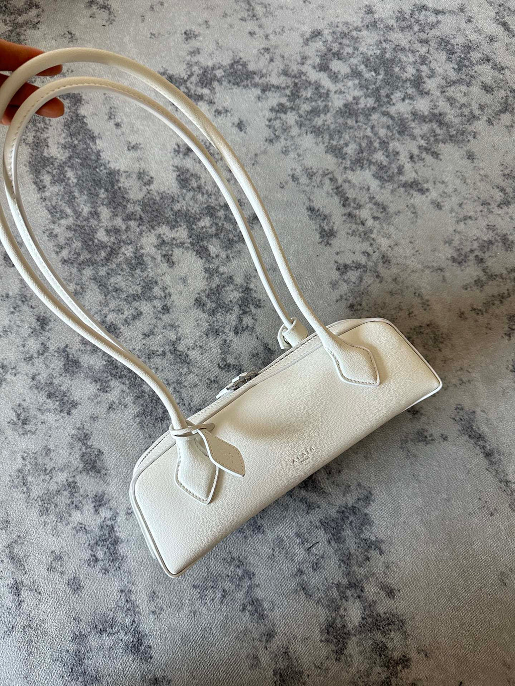 LE TECKEL SMALL BAG 27 IN WHITE GOATSKIN