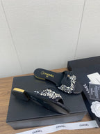 BOW SLIPPERS IN BLACK LAMBSKIN WITH RHINESTONES