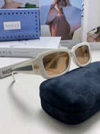 RECTANGULAR FRAME SUNGLASSES 570237 IN ACETATE