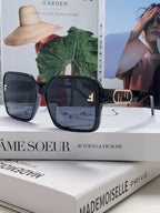 EMBOSSED LOGO FF DIAMONDS SQUARE FRAME SUNGLASSES 575798 IN ACETATE