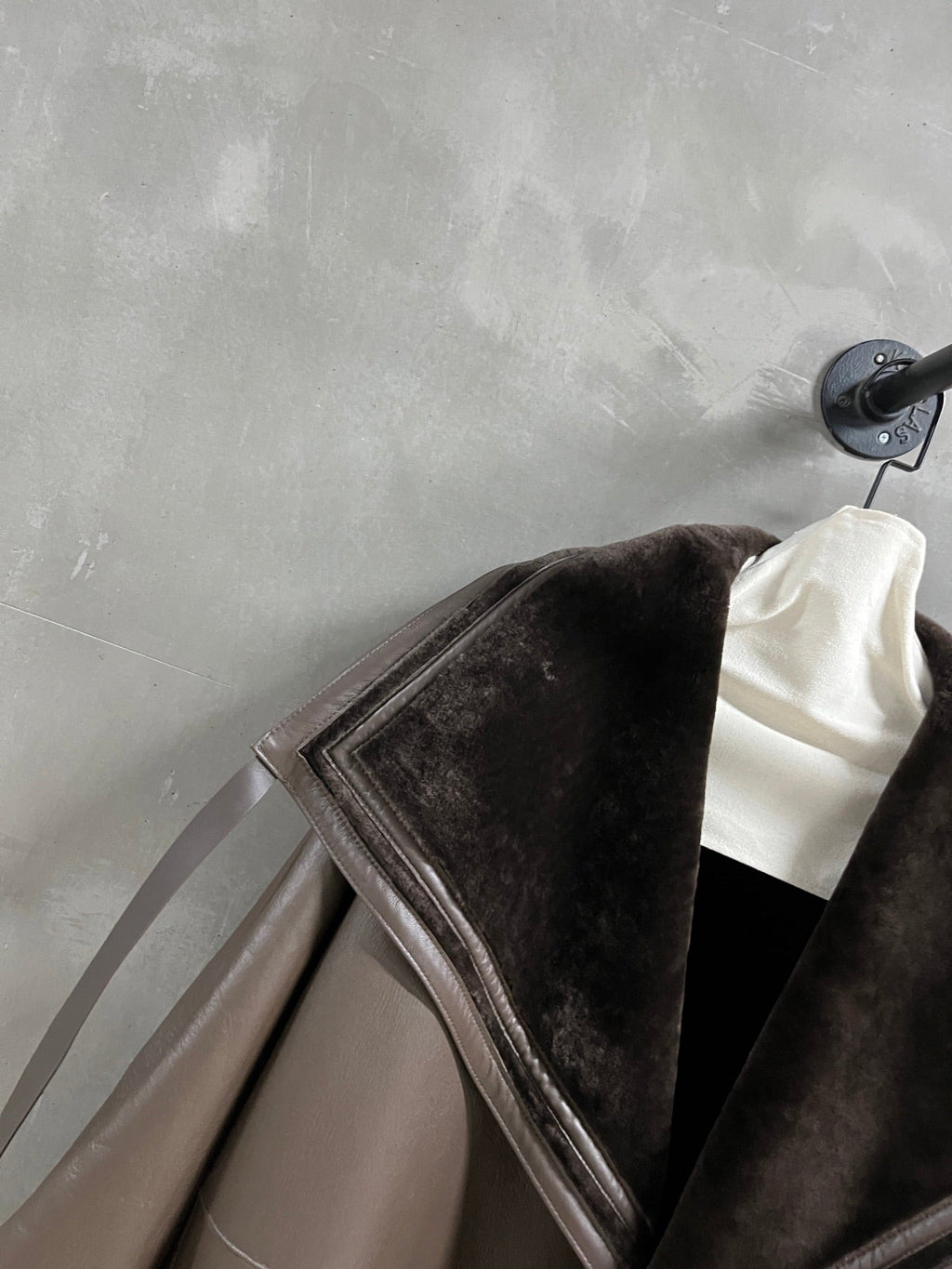HERMES 25S TRENCH COAT 141