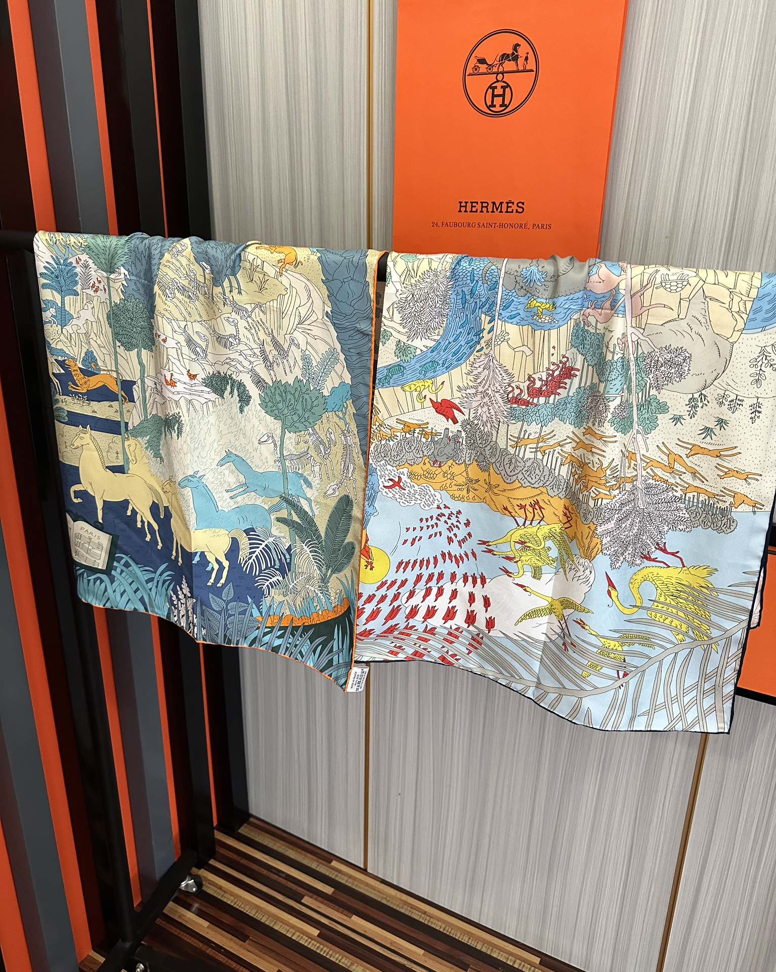 HERMES 25S SCARF 90 IN SILK 727407