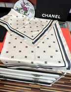 CHANEL 25S SCARF 90 IN SILK 730538