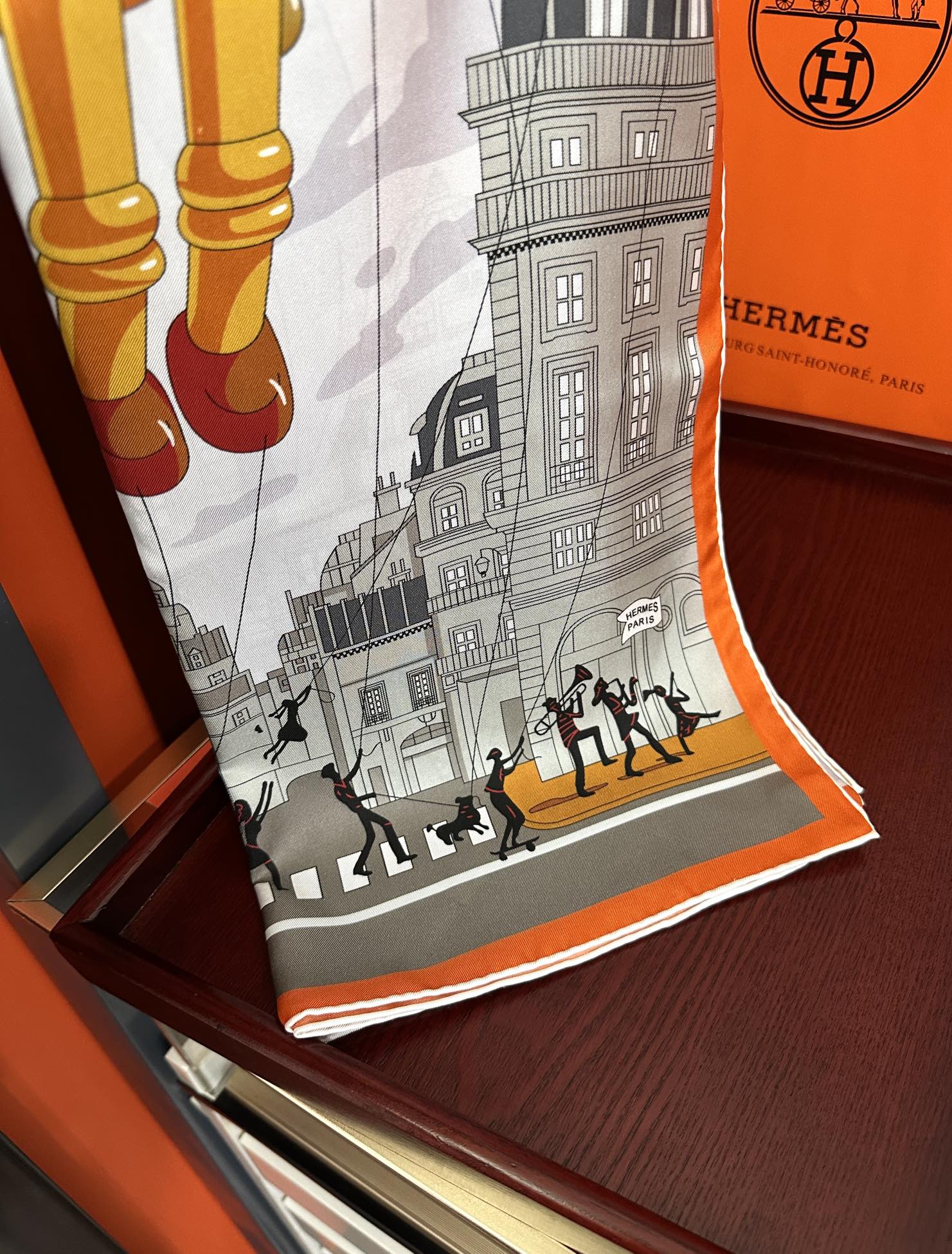 HERMES 25S SCARF 90 IN SILK 730546