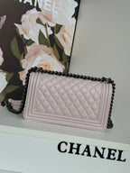 BOY BAG MEDIUM 25 IN PINK NUDE CALFSKIN