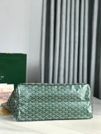 Saint Louis GM Bag 40cm In Green Canvas Chevroches Calfskin