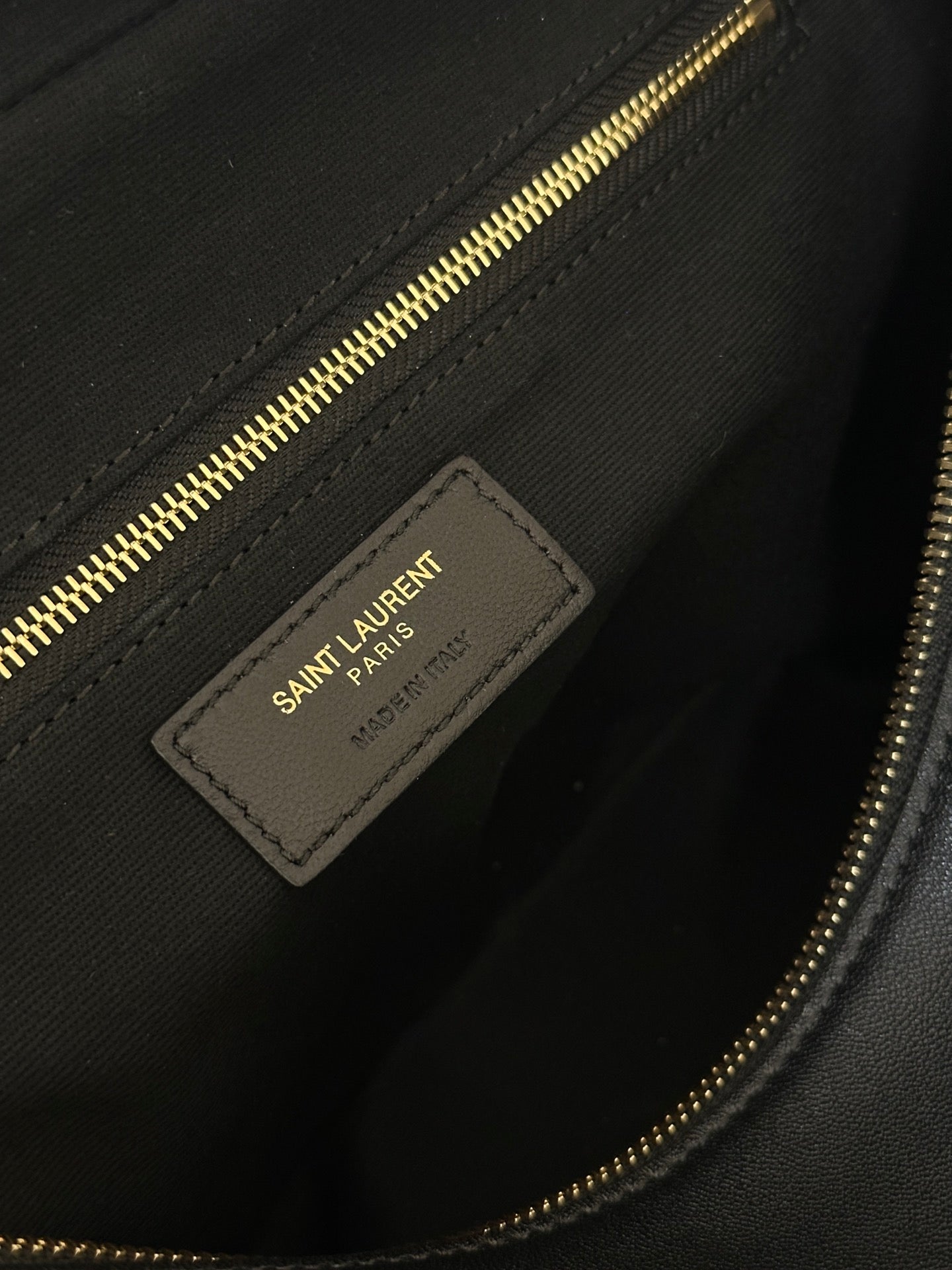 LIYA 31 BLACK CALFSKIN  TRAVEL BAG