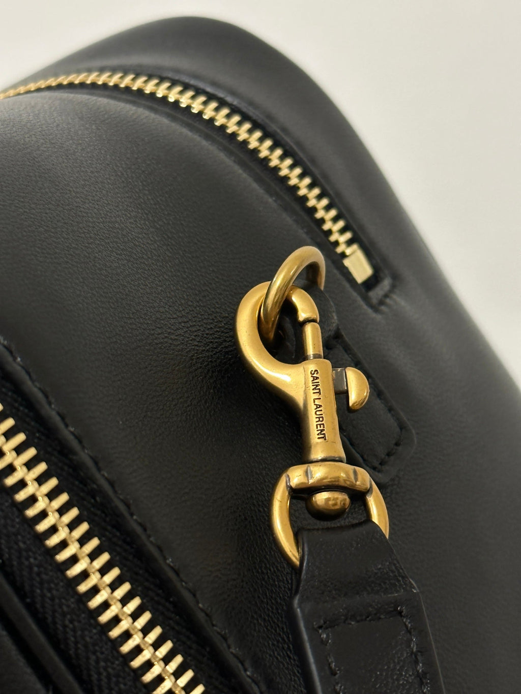 LIYA 31 BLACK CALFSKIN  TRAVEL BAG