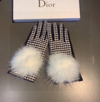 CD WOOL GLOVES WITH FOX FUR BALL BLACK MIX WHITE 397065