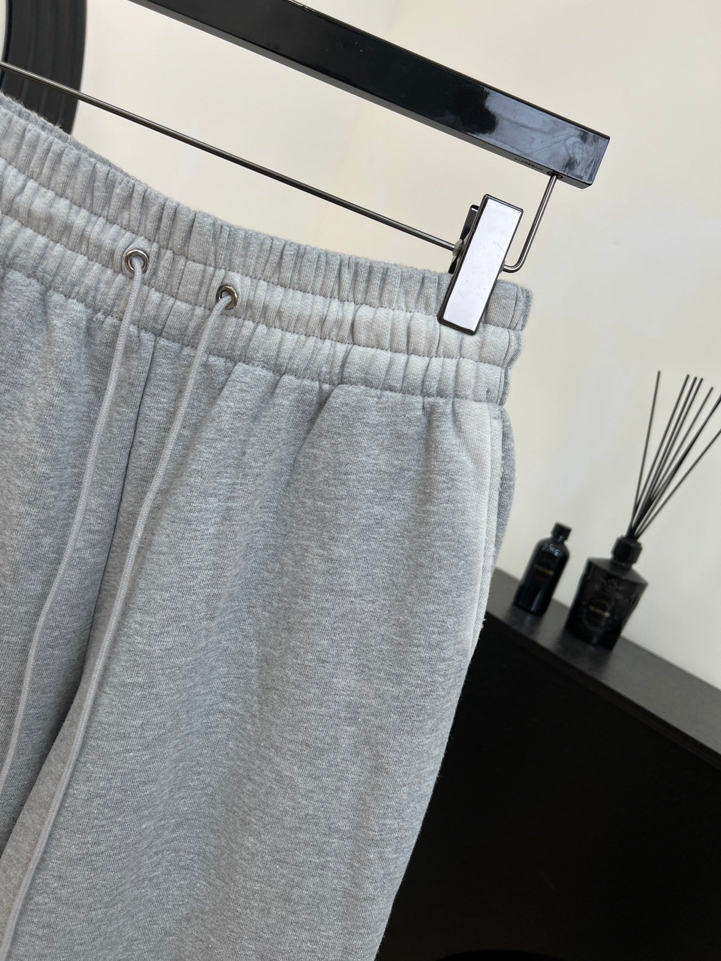 PRADA 25S WIDE-LEG SWEATPANTS 620499