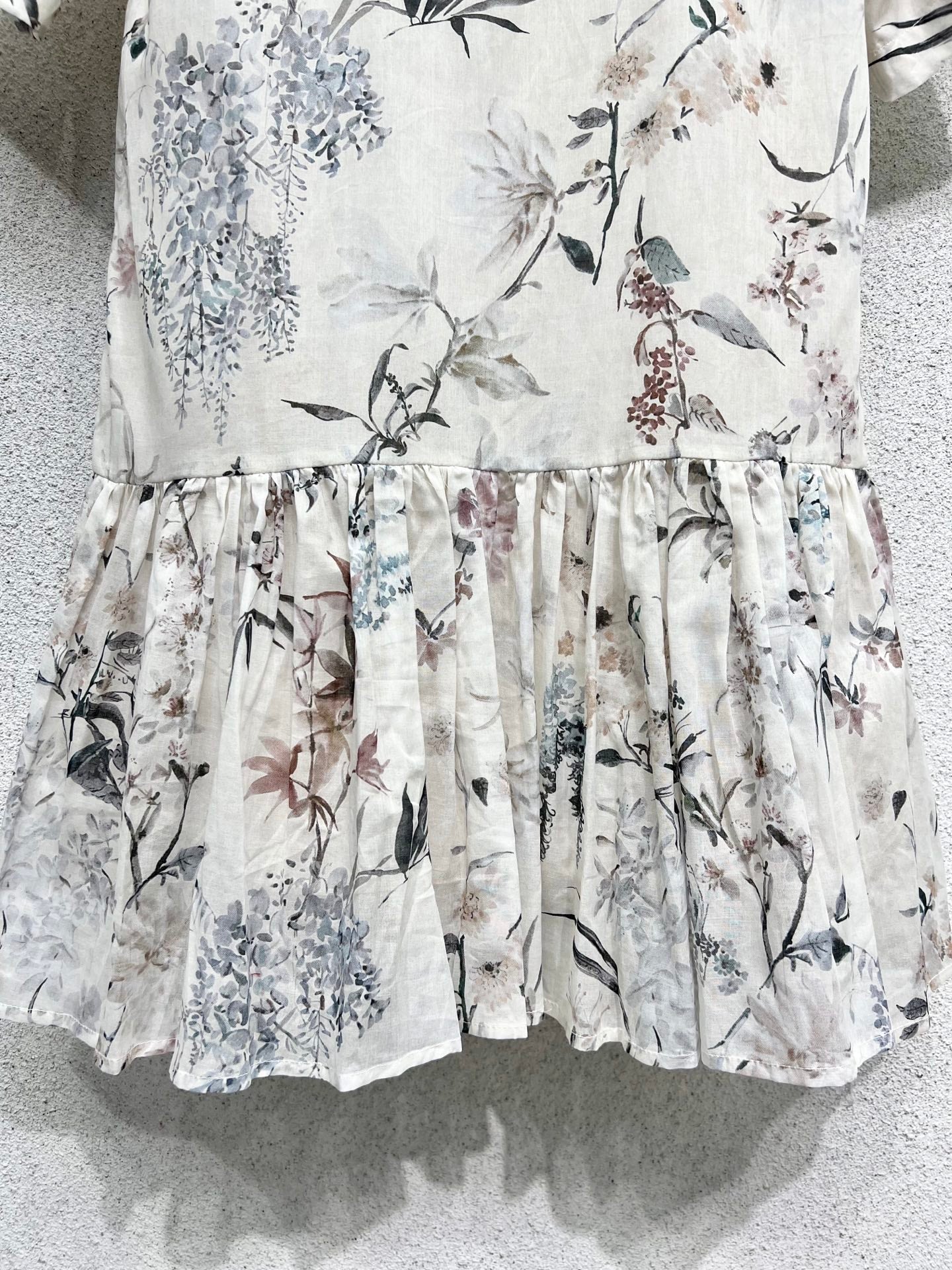 DIOR SHORT-SLEEVE RETRO DRESS 275031