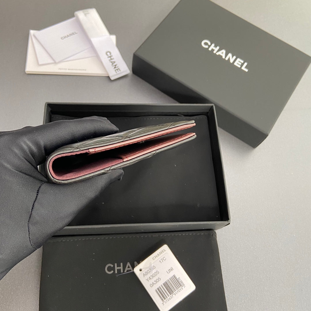 CC Passport Holder Black Sheepskin Sliver Steel 193339
