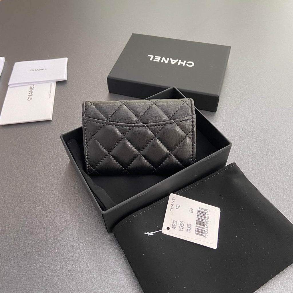 CC Zipper Flap Card Holder Black Sheepskin Sliver Steel 234675