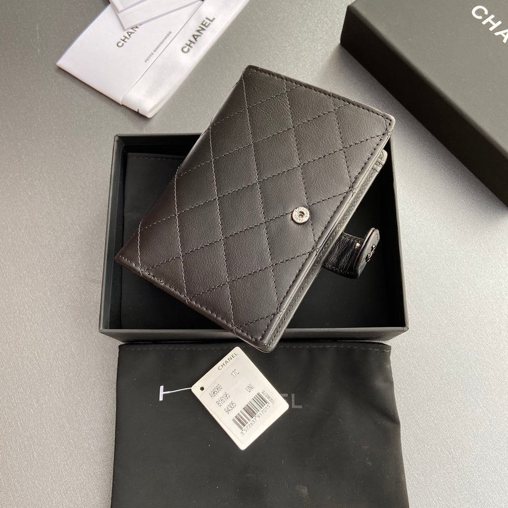 CC 96066 Compact Wallet Black Leather Sliver Steel 234621
