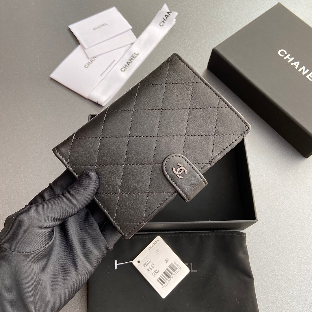 CC 96066 Compact Wallet Black Leather Sliver Steel 234621