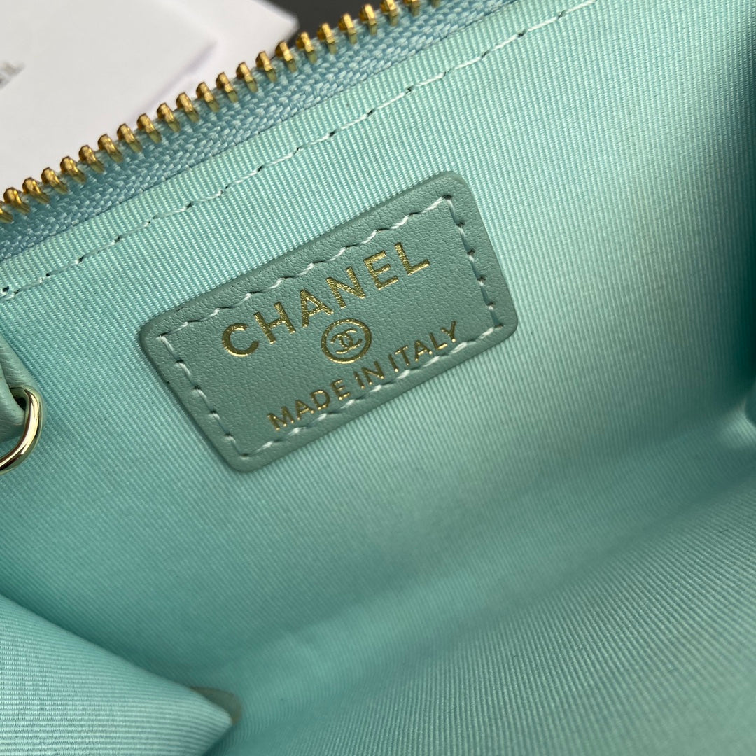 CC Hook & Chain Zipper Card Holder Light Blue Caviar GHW 234713