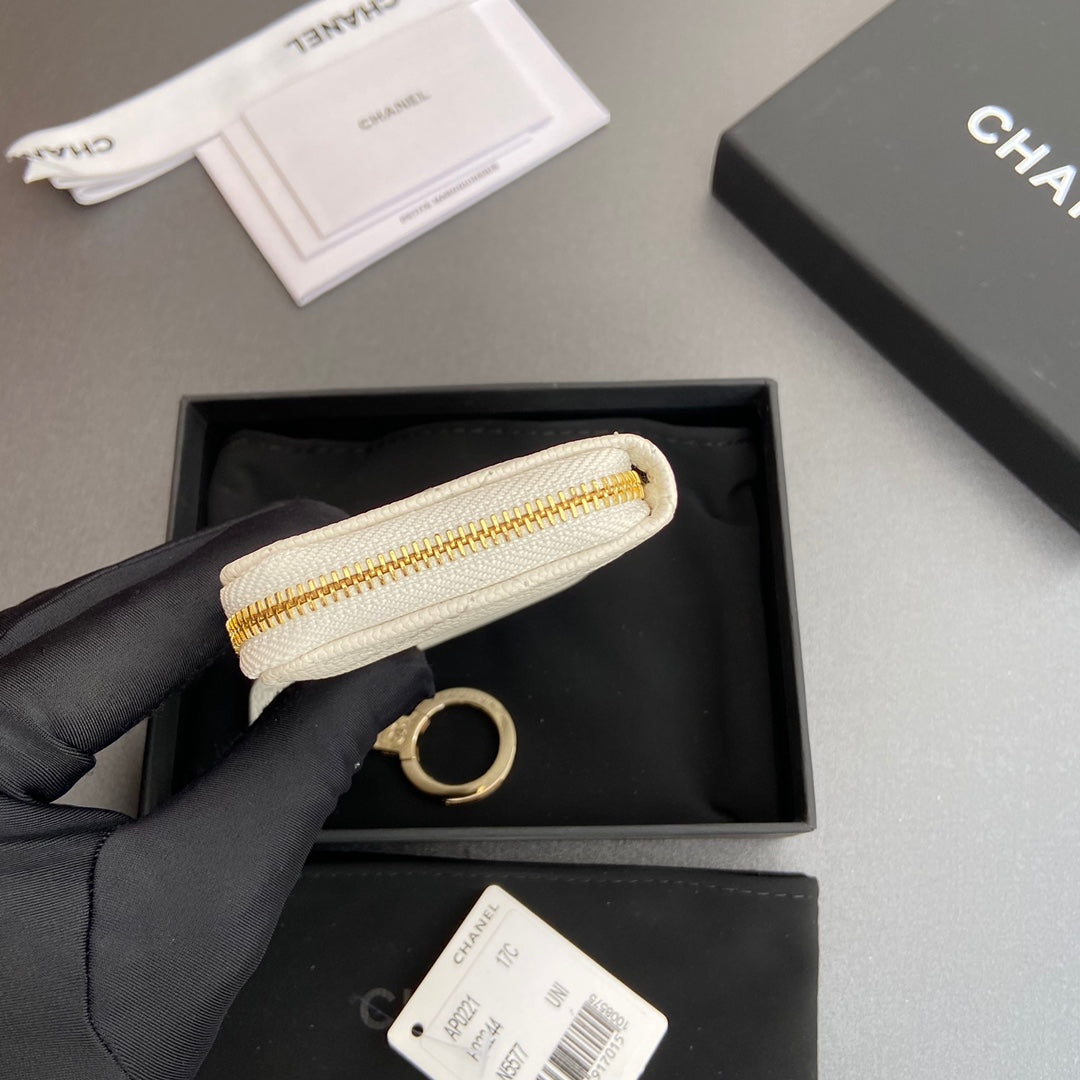 CC Hook & Chain Zipper Card Holder White Caviar GHW 234729