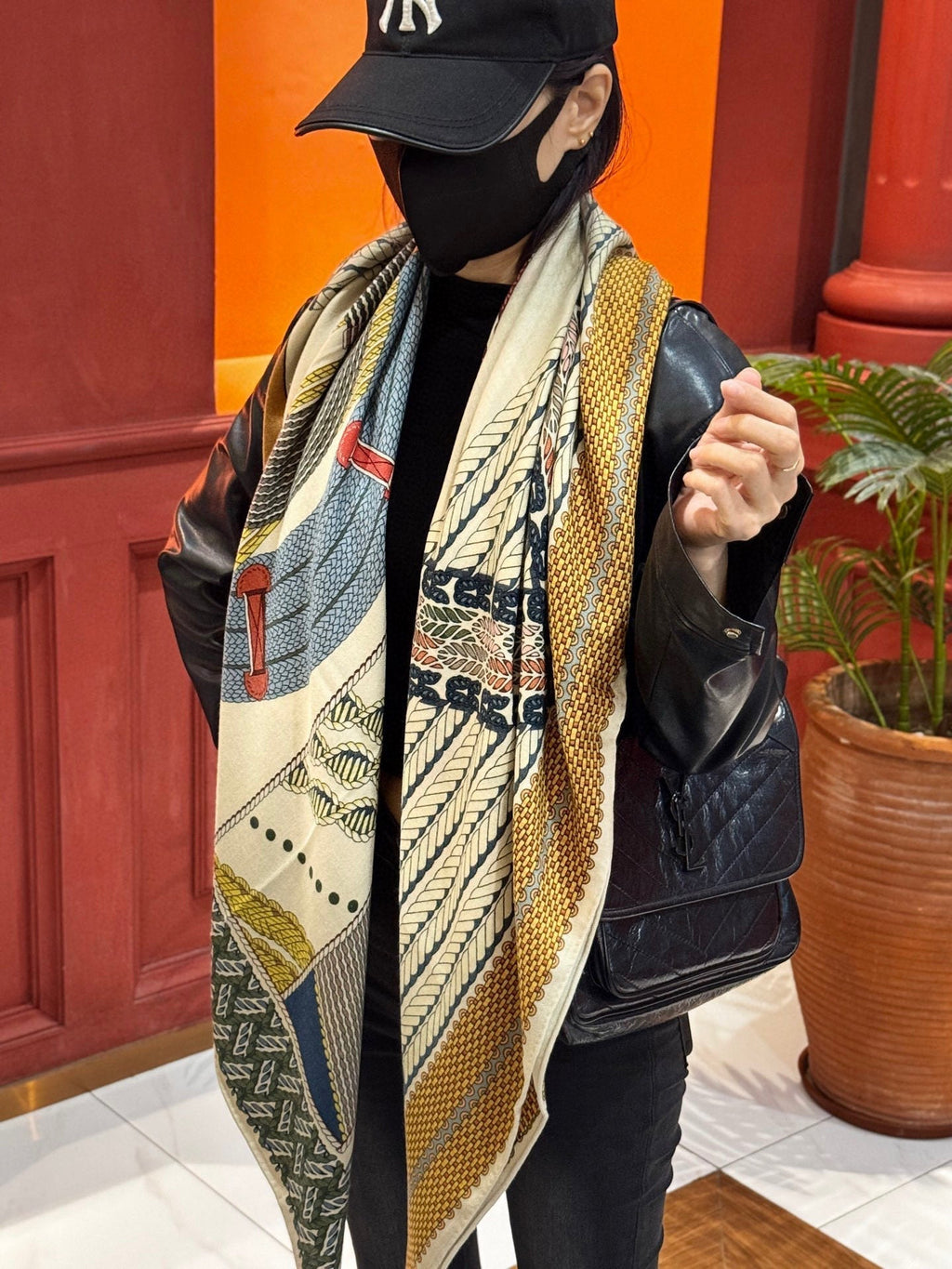 HERMES 25S SCARF 140 IN SILK 854804