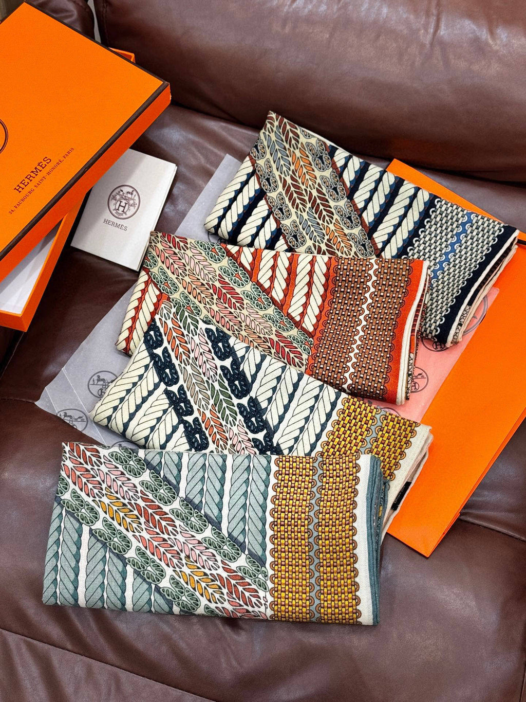 HERMES 25S SCARF 140 IN SILK 854804
