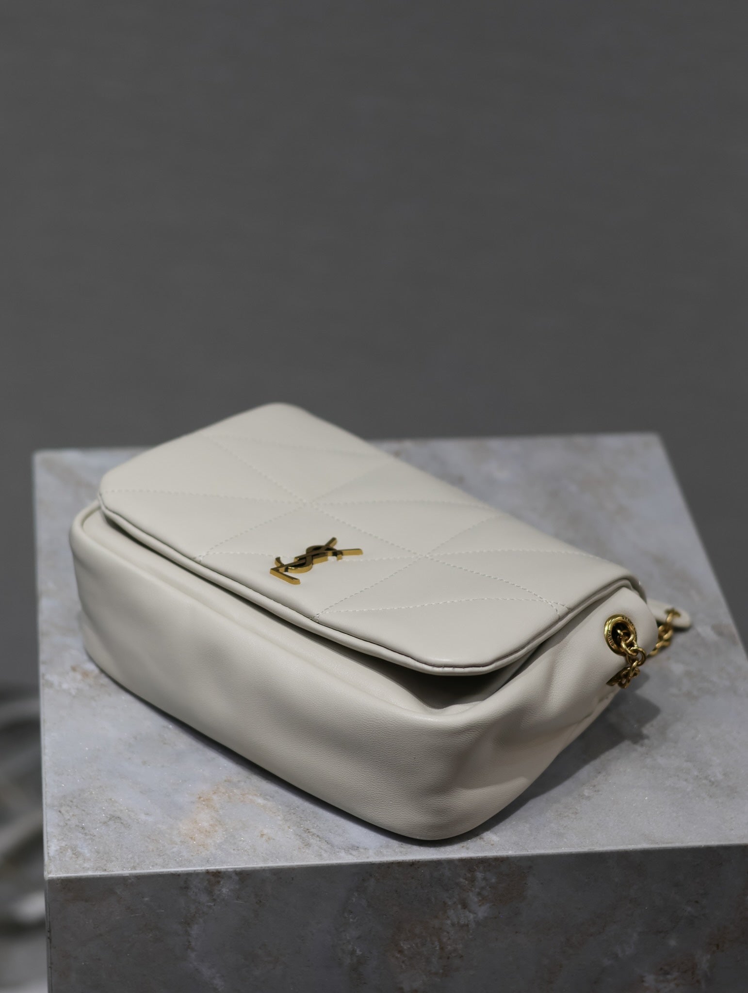 YSL 25S JAMIE MINI 20 IN BLANC  LAMBSKIN GOLD HARDWRE