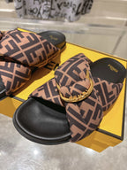 FF KNOT SLIDE SANDALS IN BROWN FABRIC