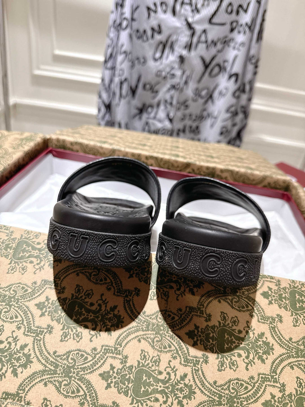 SANDALS 25S IN BLACK LAMBSKIN EMBOSSED LOGO STYLE 1